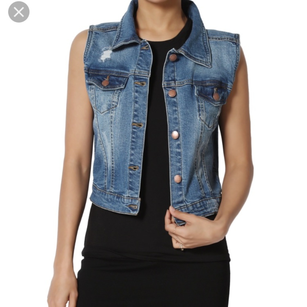 Levi’s Denim Trucker Vest